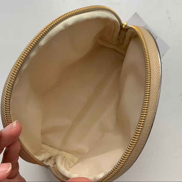 NEW 3 for $15 Elegant Accessories Gold Makeup Bag - Picture 4 of 5
